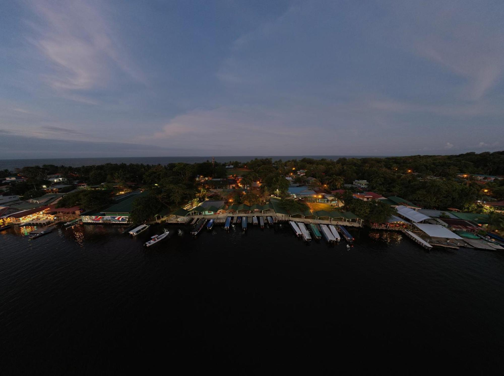 Hostel Tortuguero 7Backpackers Zewnętrze zdjęcie